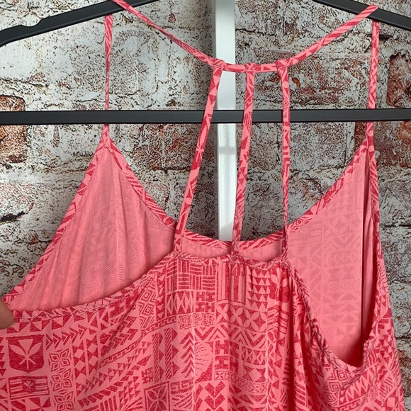 Hawaiiʻs Finest Womenʻs Pink Hawaiian Print Tank Blouse Medium - Picture 6 of 6